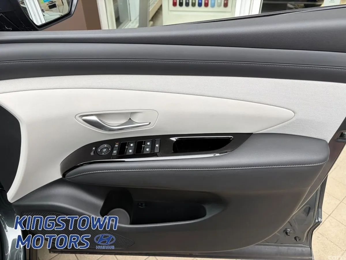 Hyundai Tucson SUV, Petrol Plug-in Hybrid, 2026, Green
