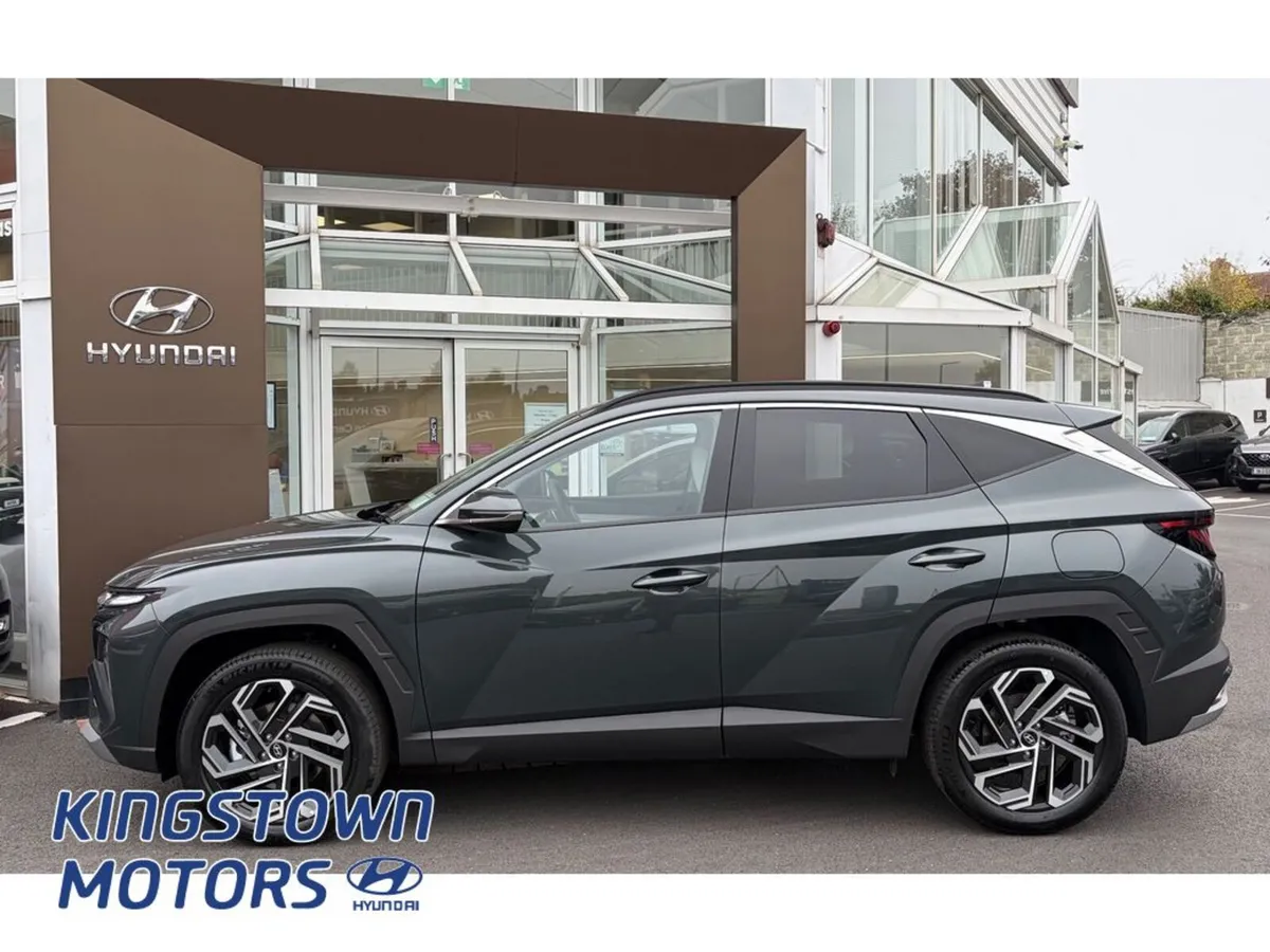 Hyundai Tucson SUV, Petrol Plug-in Hybrid, 2026, Green