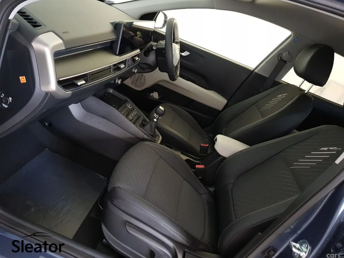 Kia Stonic SUV, Petrol Hybrid, 2026, Blue