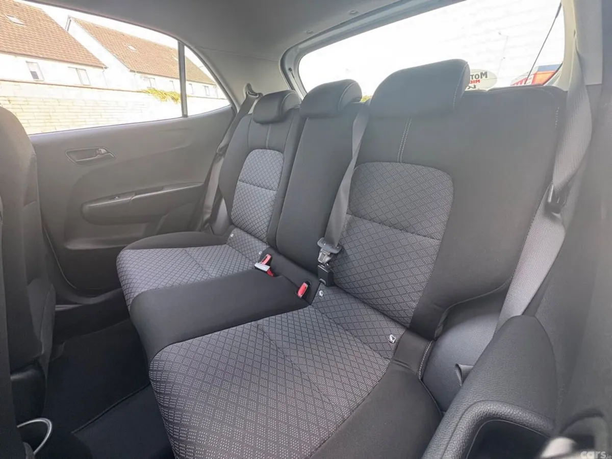 Kia Picanto Hatchback, Petrol, 2027, Silver