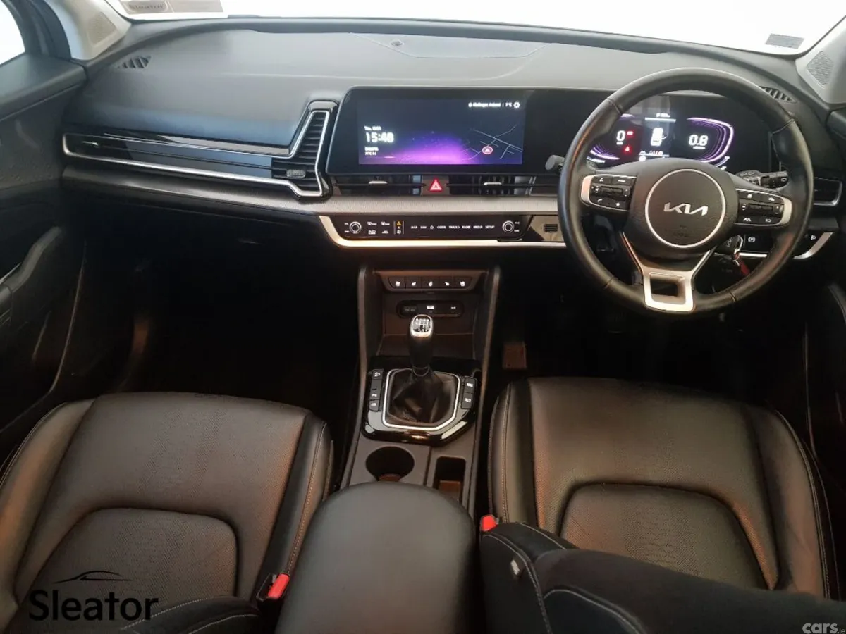 Kia Sportage MPV, Diesel, 2024, Grey