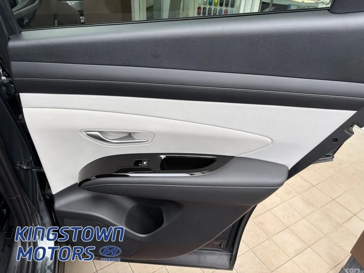 Hyundai Tucson SUV, Petrol Plug-in Hybrid, 2026, Green