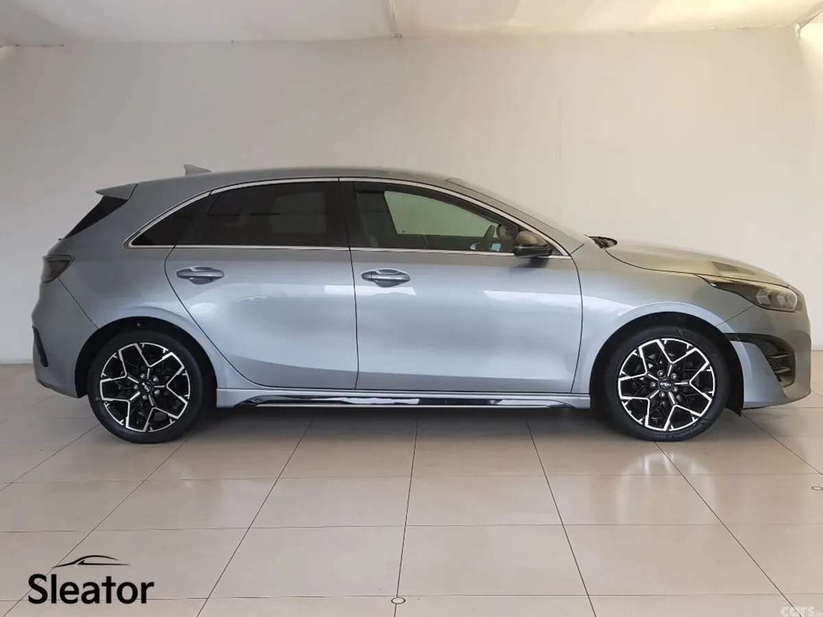 Kia Ceed Hatchback, Petrol, 2024, Grey