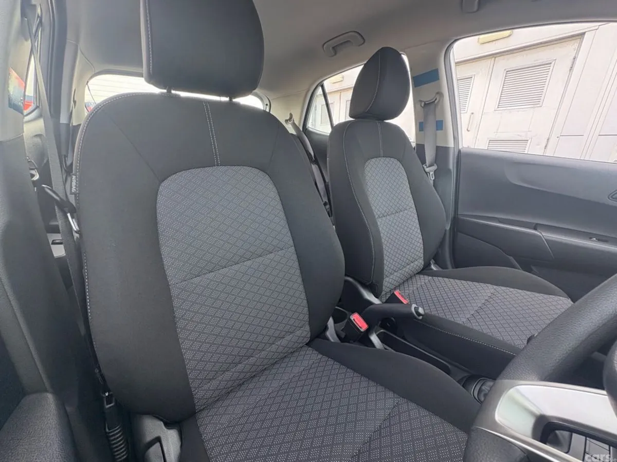 Kia Picanto Hatchback, Petrol, 2027, Beige
