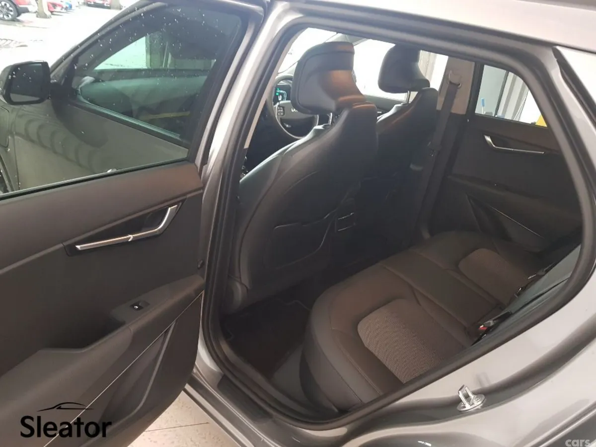 Kia Niro Estate, Petrol Plug-in Hybrid, 2025, Grey