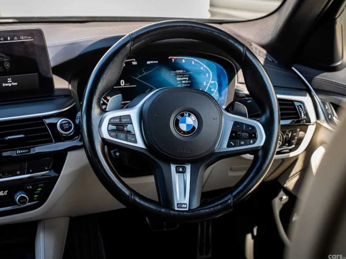 BMW 5-Series Saloon, Petrol Plug-in Hybrid, 2021, Black