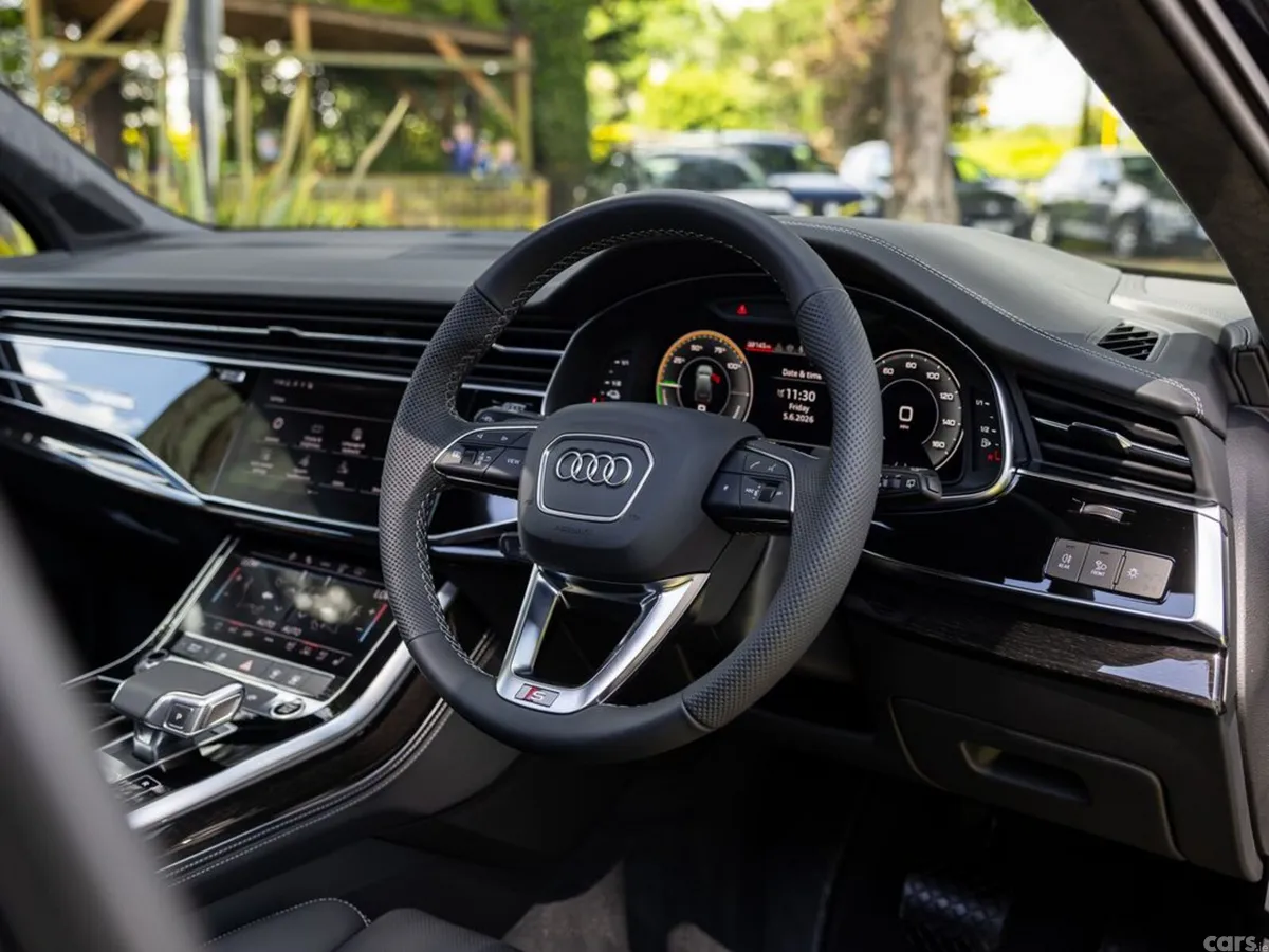Audi Q7 SUV, Petrol Plug-in Hybrid, 2026, Black