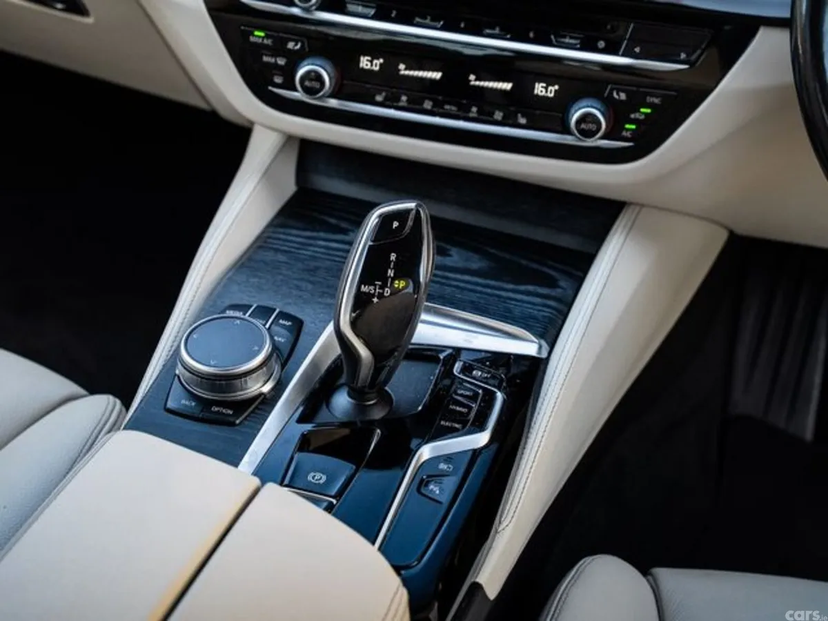 BMW 5-Series Saloon, Petrol Plug-in Hybrid, 2021, Black