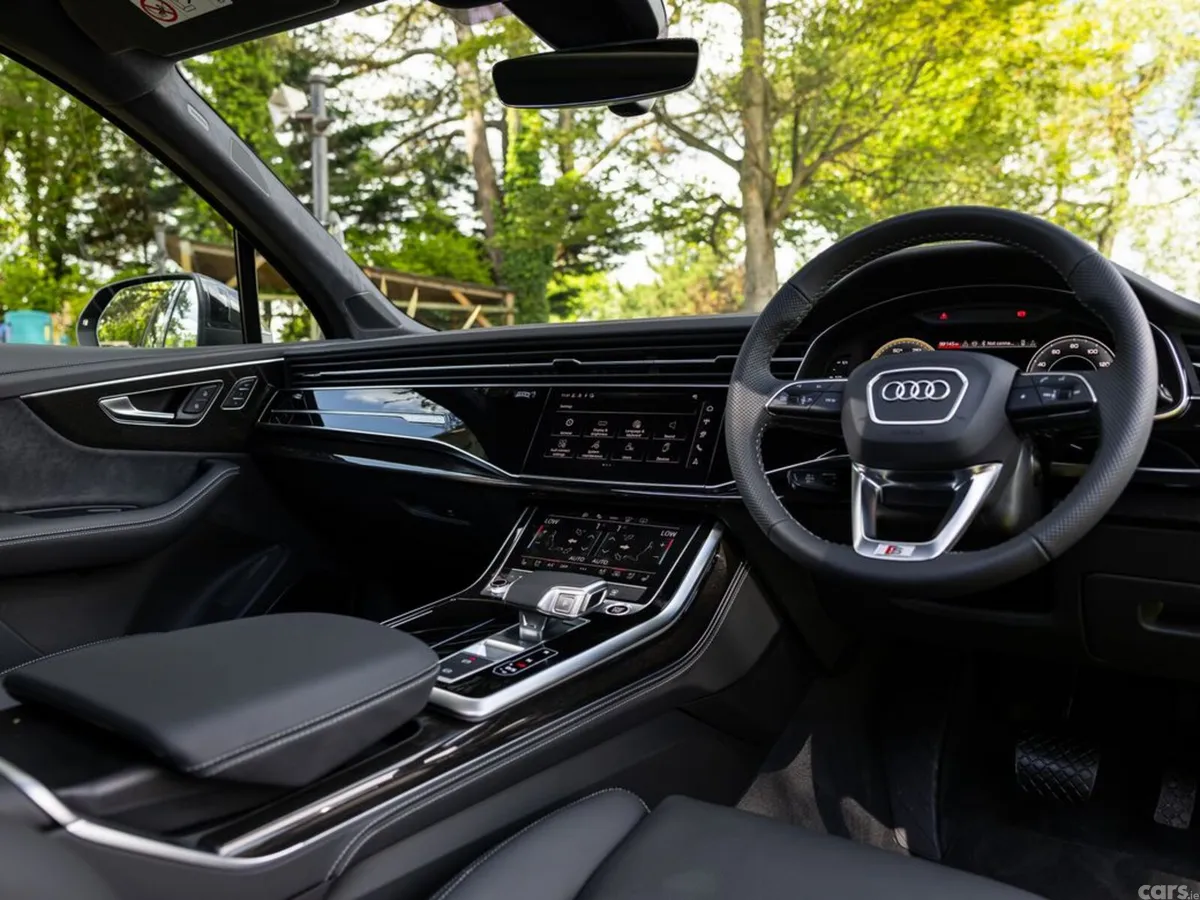 Audi Q7 SUV, Petrol Plug-in Hybrid, 2026, Black