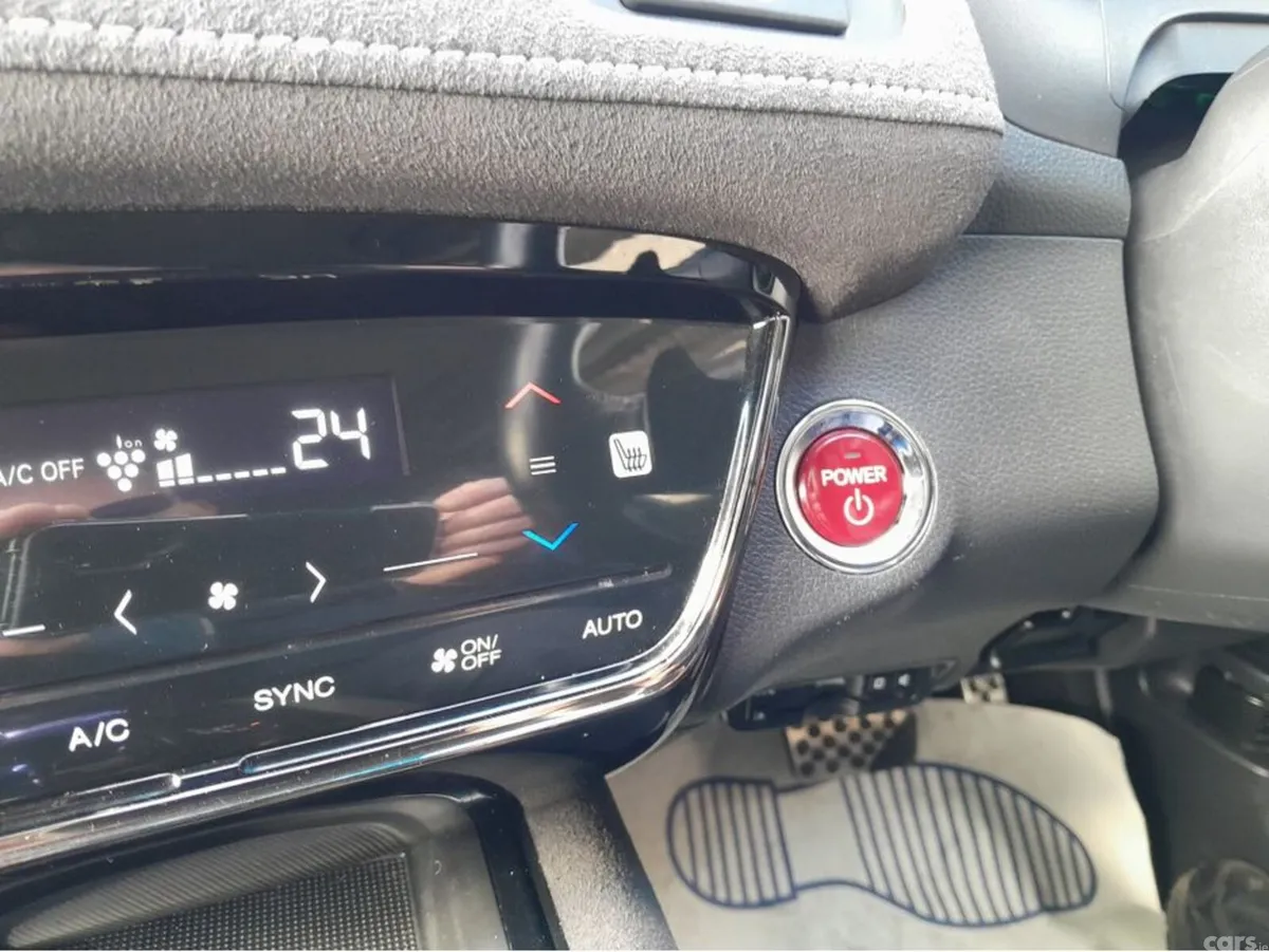 Honda Vezel Hatchback, Petrol Hybrid, 2016, Black