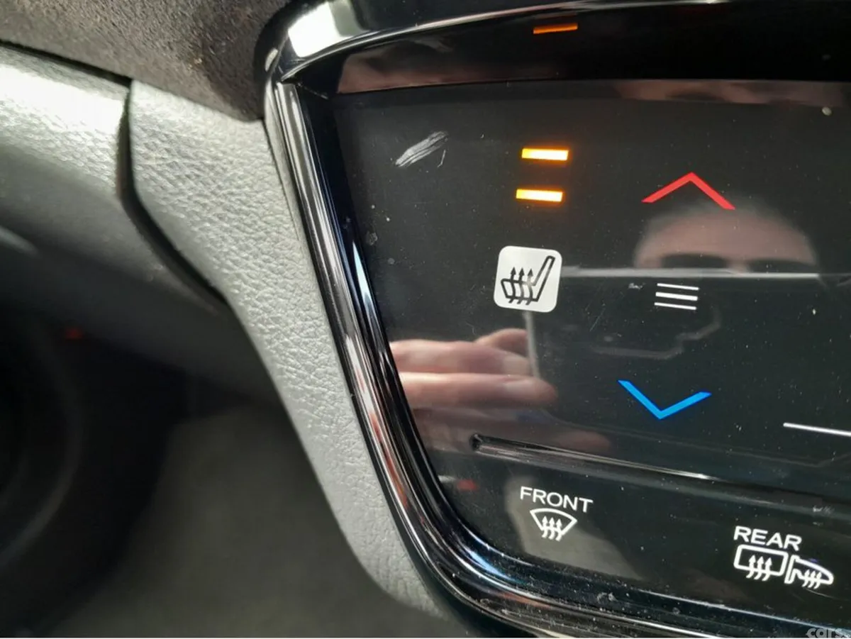 Honda Vezel Hatchback, Petrol Hybrid, 2016, Black