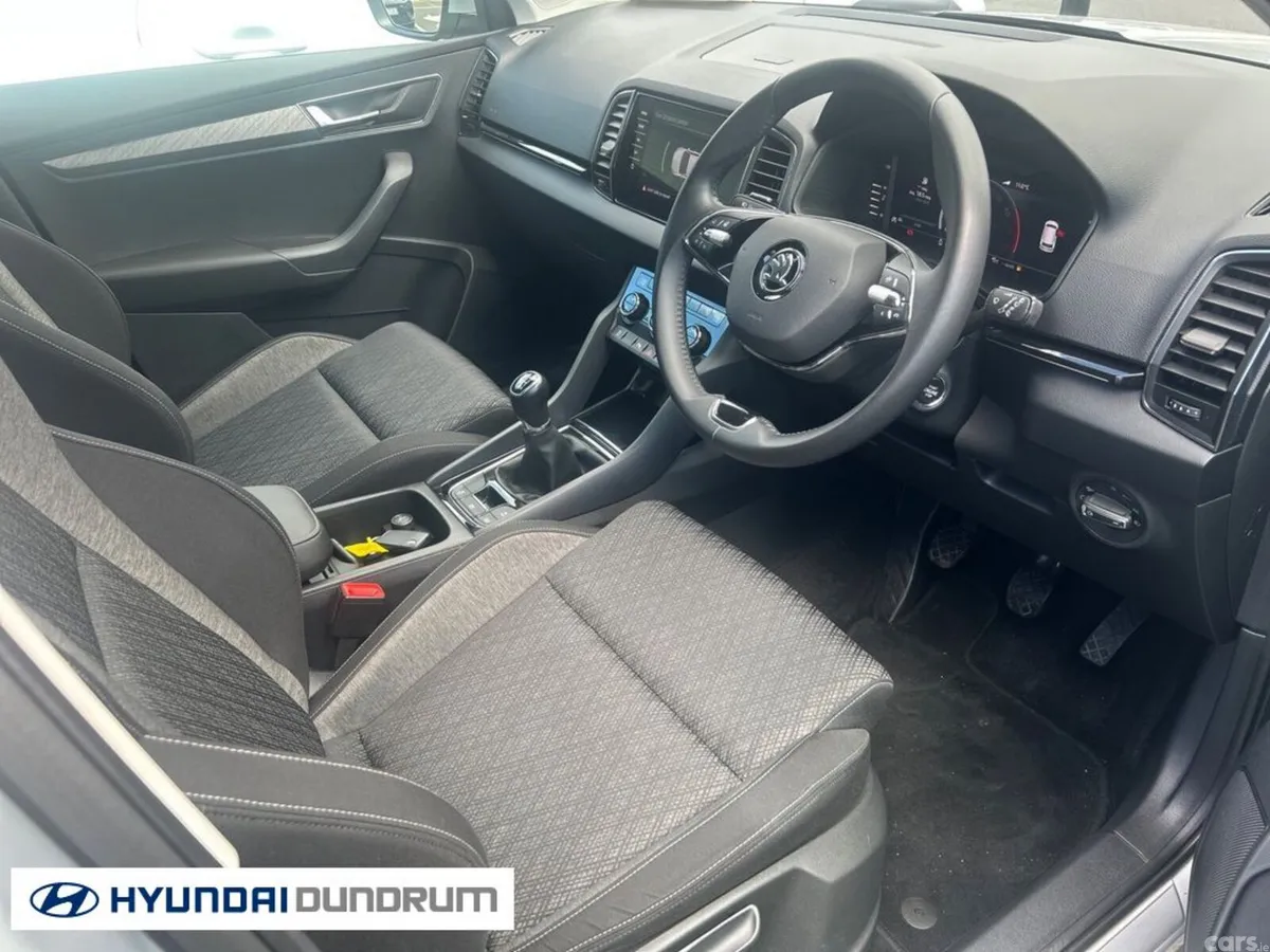 Skoda Karoq Estate, Petrol, 2023, Grey
