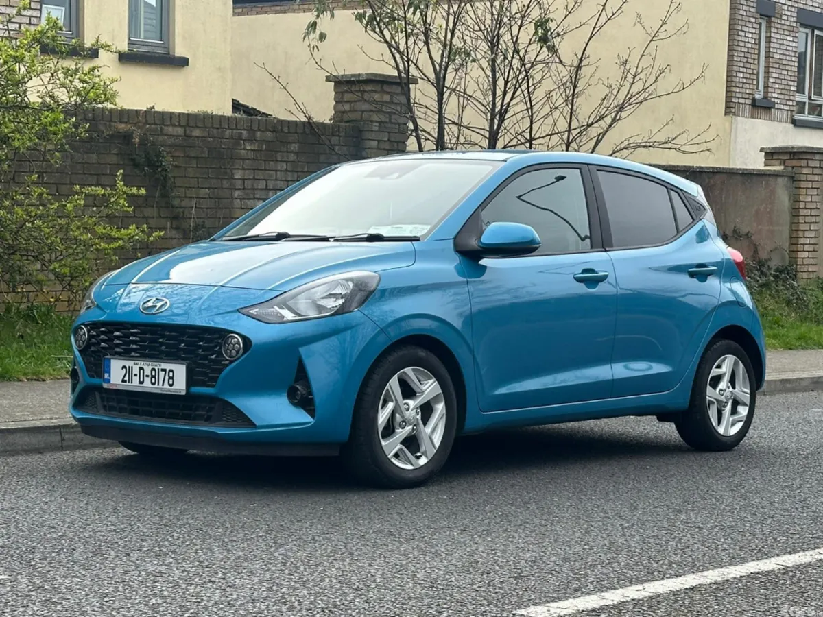 Hyundai i10 Hatchback, Petrol, 2021, Blue