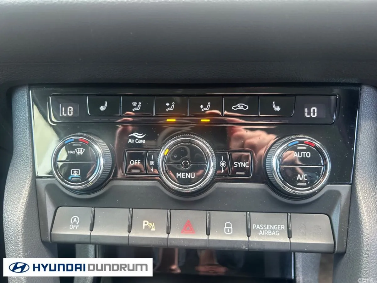 Skoda Karoq Estate, Petrol, 2023, Grey