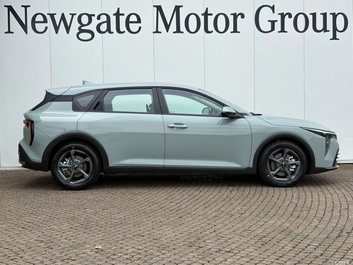 Kia K4 Hatchback, Petrol, 2027, Green