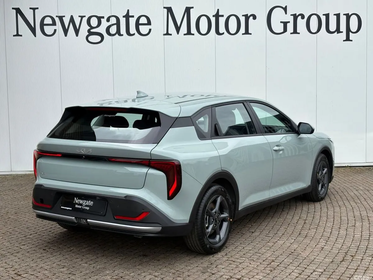 Kia K4 Hatchback, Petrol, 2027, Green