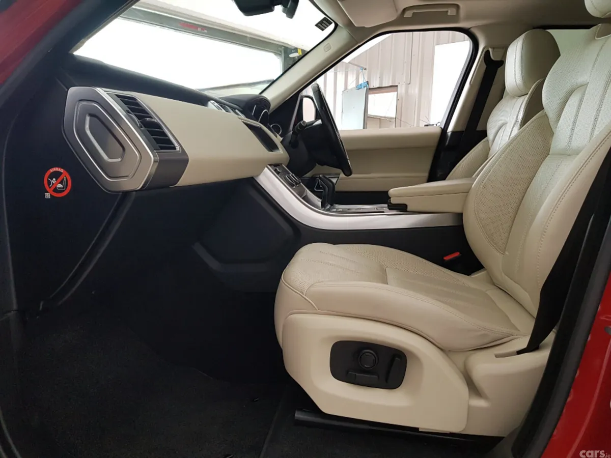 Land Rover Range Rover Sport Estate, Diesel, 2017, Red