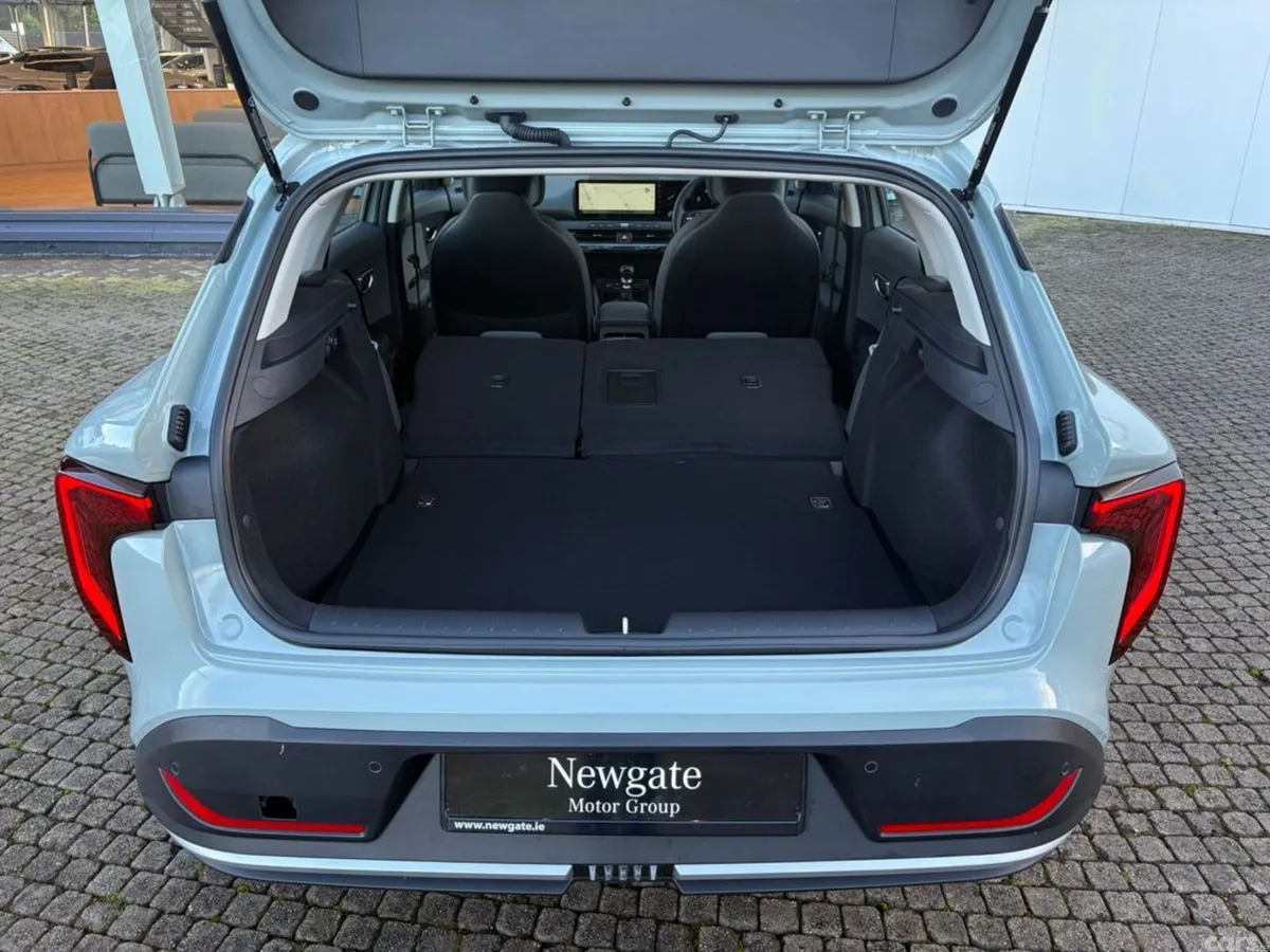 Kia K4 Hatchback, Petrol, 2027, Green
