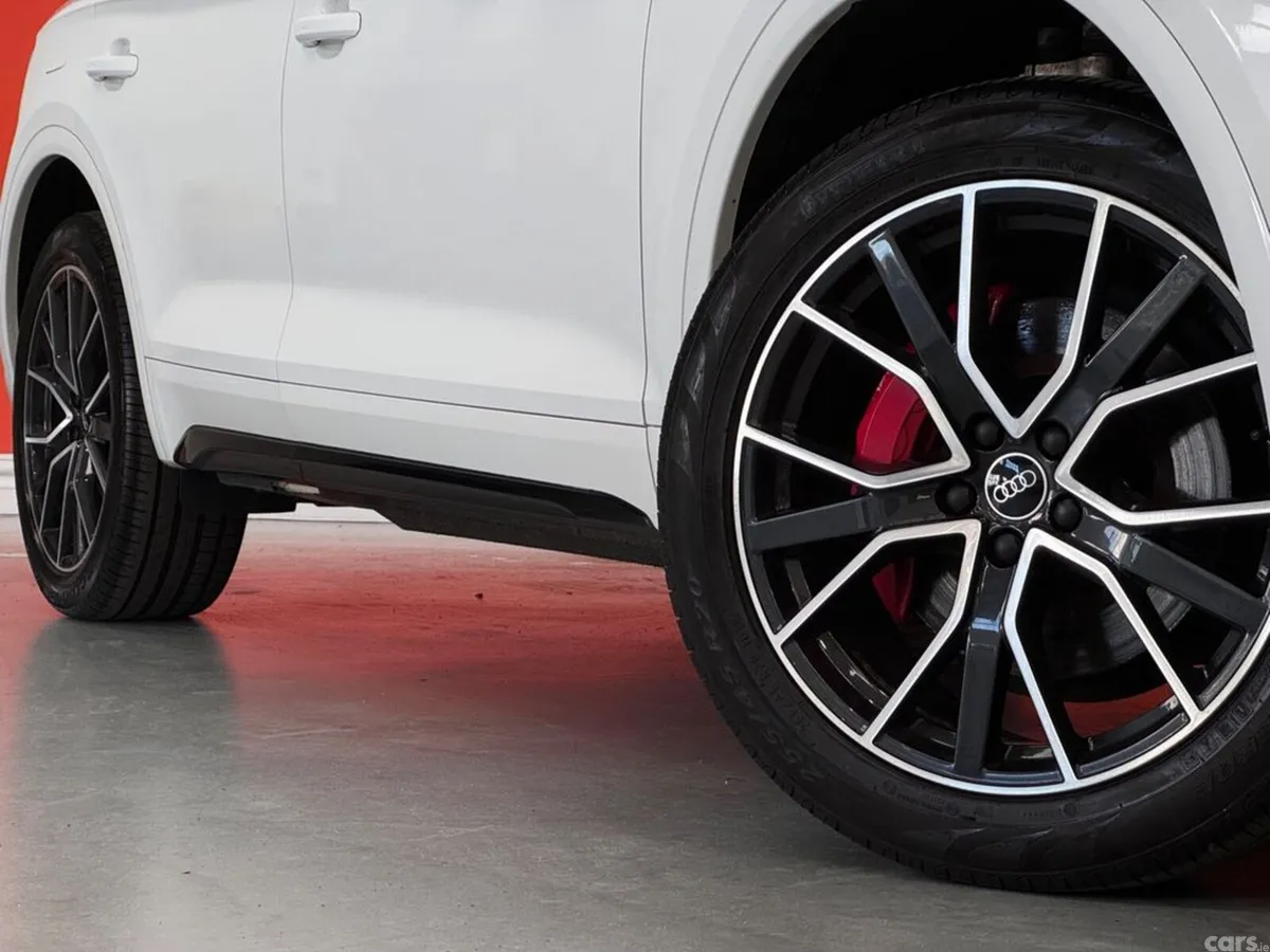 Audi Q5 Estate, Petrol Plug-in Hybrid, 2023, White