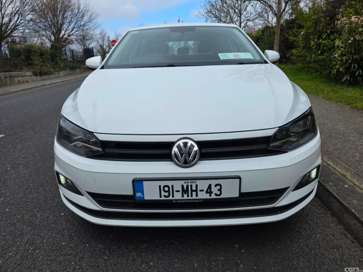 Volkswagen Polo Hatchback, Petrol, 2019, White