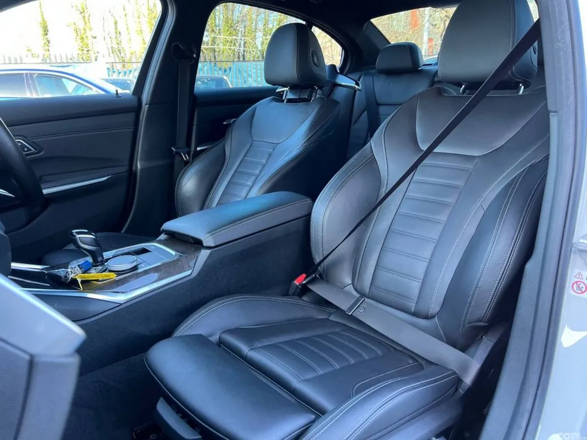 BMW 3-Series Saloon, Petrol Plug-in Hybrid, 2021, White