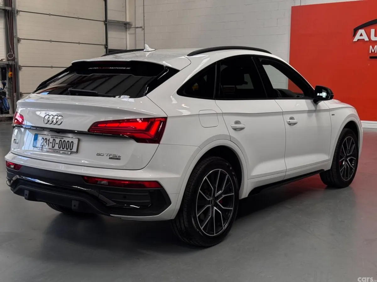 Audi Q5 Estate, Petrol Plug-in Hybrid, 2023, White