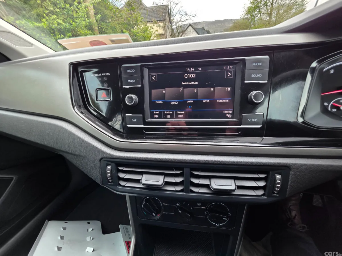 Volkswagen Polo Hatchback, Petrol, 2019, White