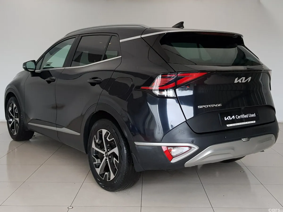 Kia Sportage MPV, Diesel, 2024, Black