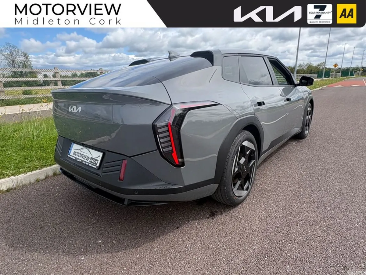 Kia EV4 Saloon, Electric, 2027, Grey
