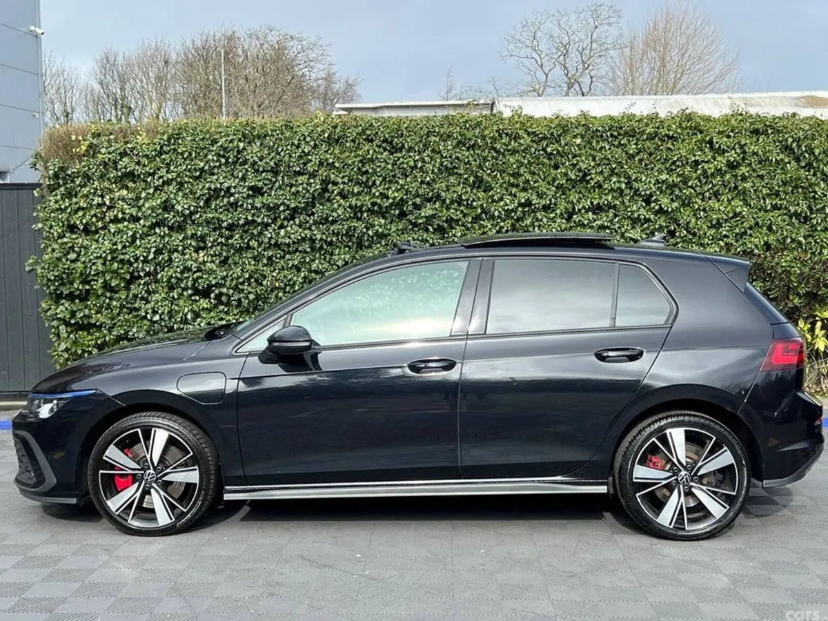 Volkswagen Golf Hatchback, Petrol Plug-in Hybrid, 2023, Black