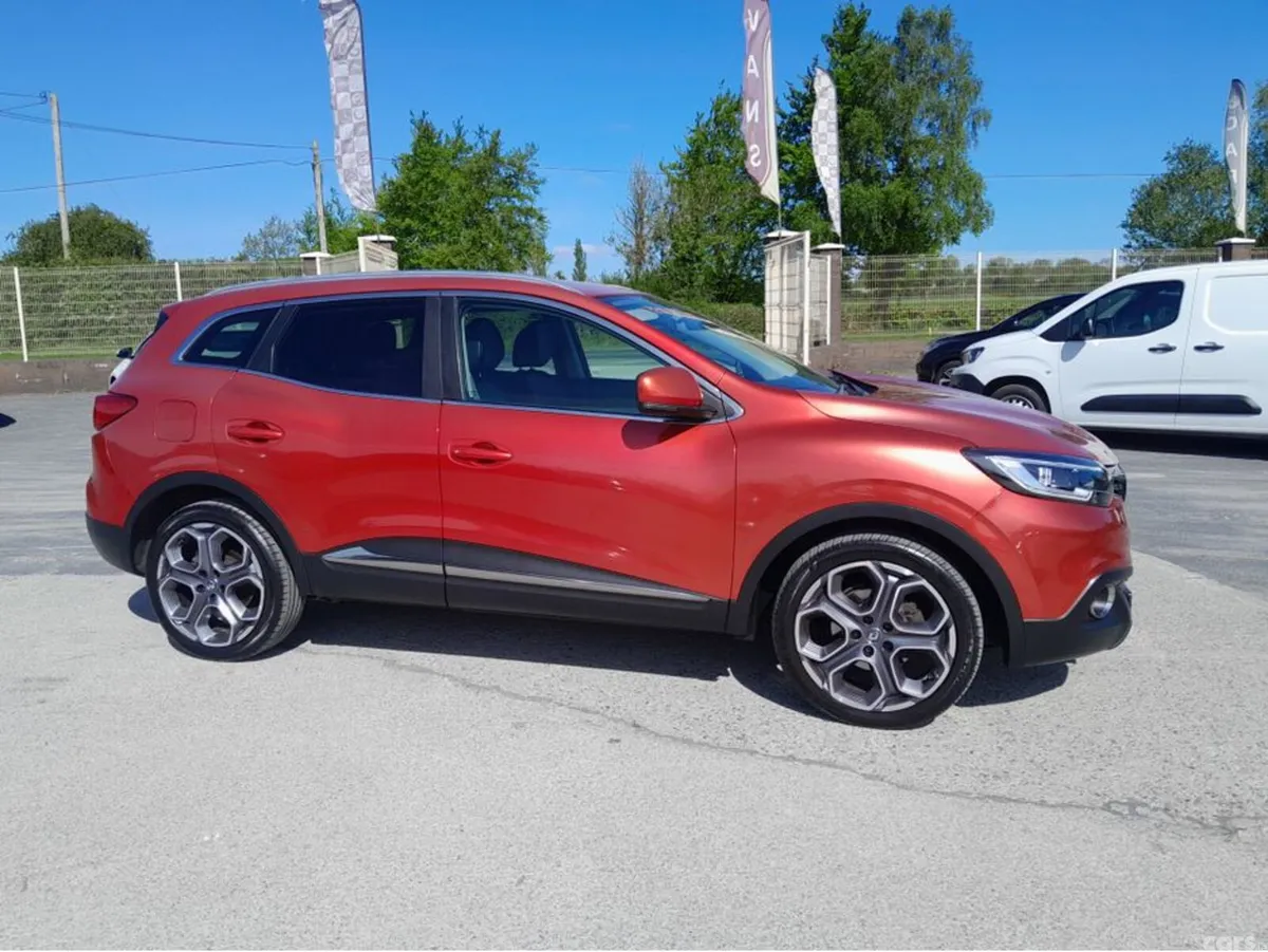 Renault Kadjar SUV, Diesel, 2016, Red
