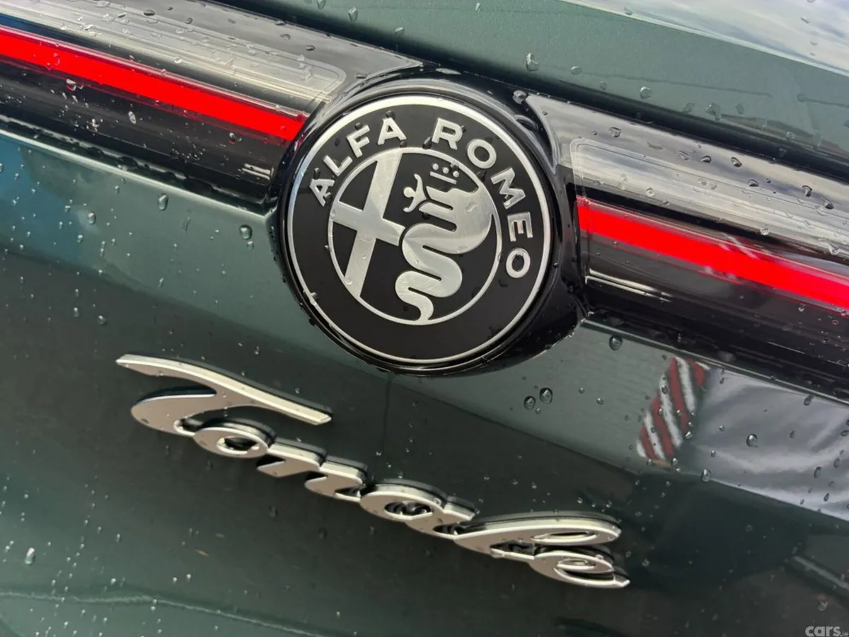 Alfa Romeo Tonale SUV, Petrol Hybrid, 2027, Green