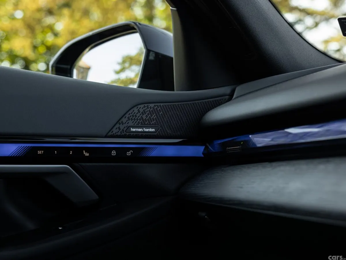 BMW 5-Series Saloon, Petrol Plug-in Hybrid, 2024, Black