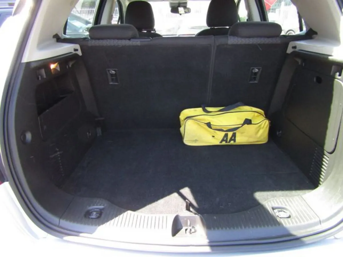 Vauxhall Mokka Hatchback, Petrol, 2019, Silver