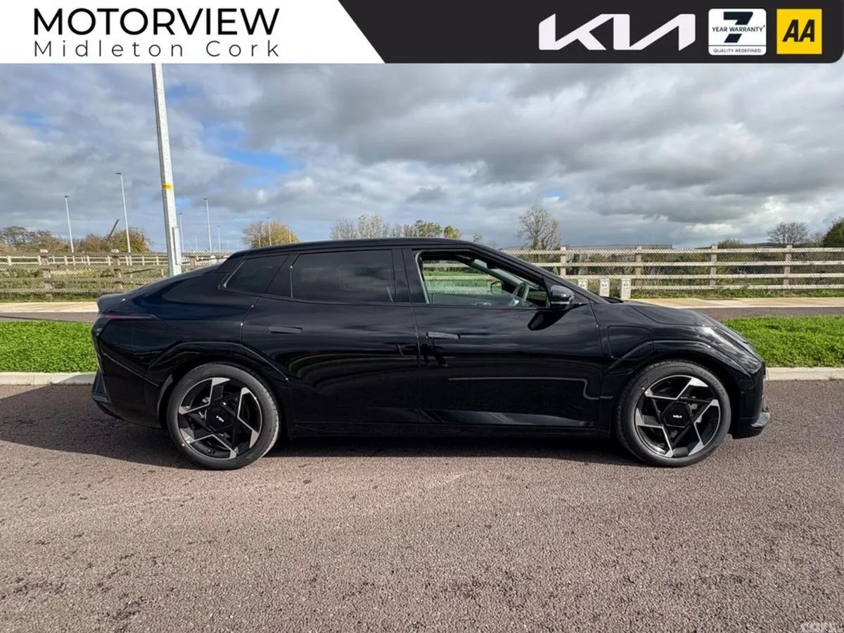 Kia EV4 Saloon, Electric, 2027, Black