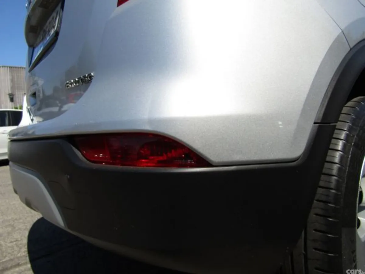 Vauxhall Mokka Hatchback, Petrol, 2019, Silver