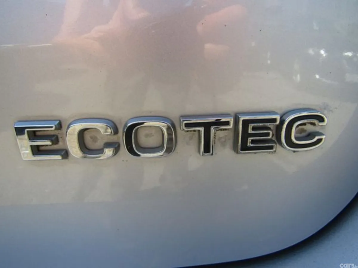 Vauxhall Mokka Hatchback, Petrol, 2019, Silver