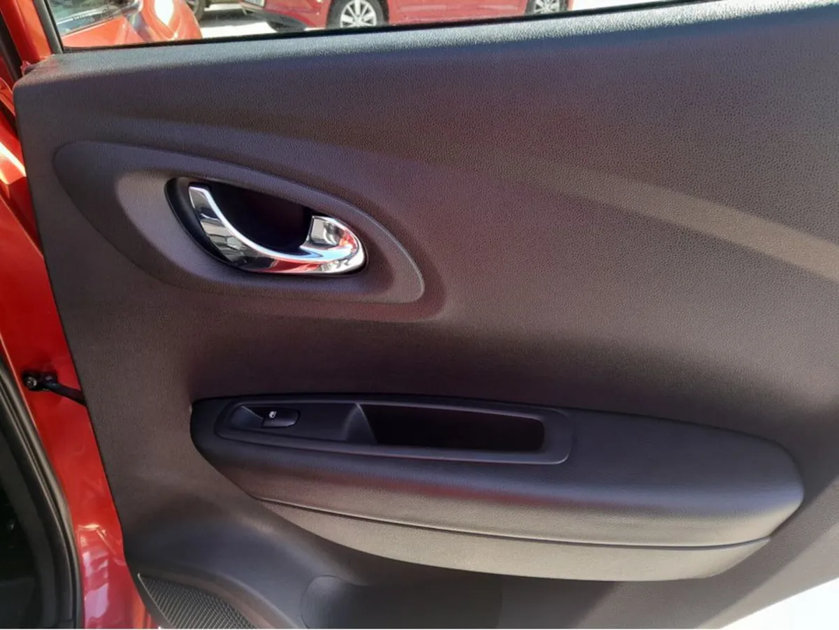 Renault Kadjar SUV, Diesel, 2016, Red