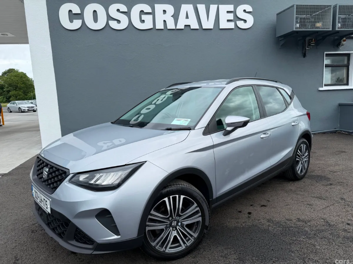 SEAT Arona Hatchback, Petrol, 2022, Silver