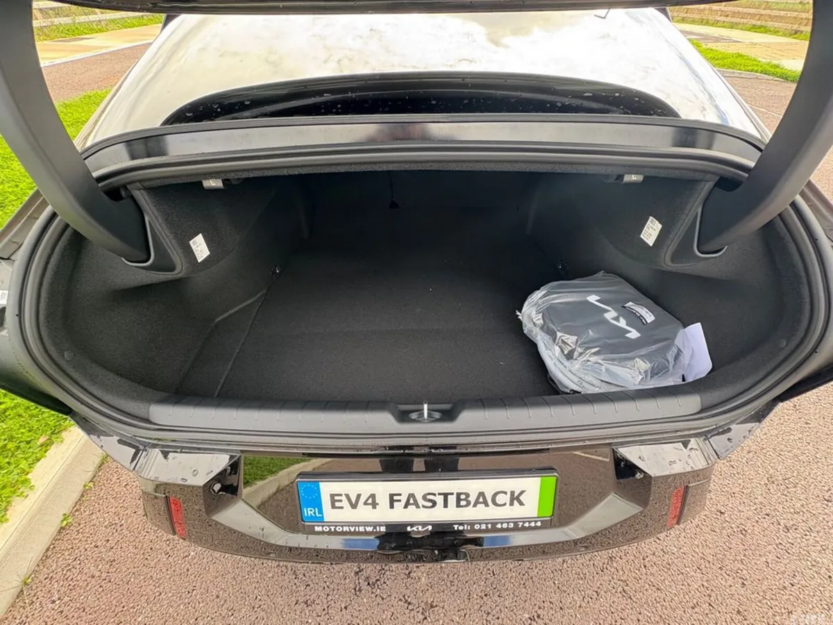 Kia EV4 Saloon, Electric, 2027, Black