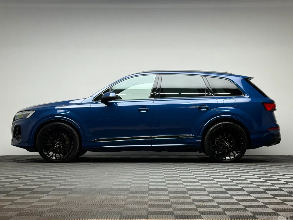 Audi Q7 SUV, Petrol Plug-in Hybrid, 2024, Blue