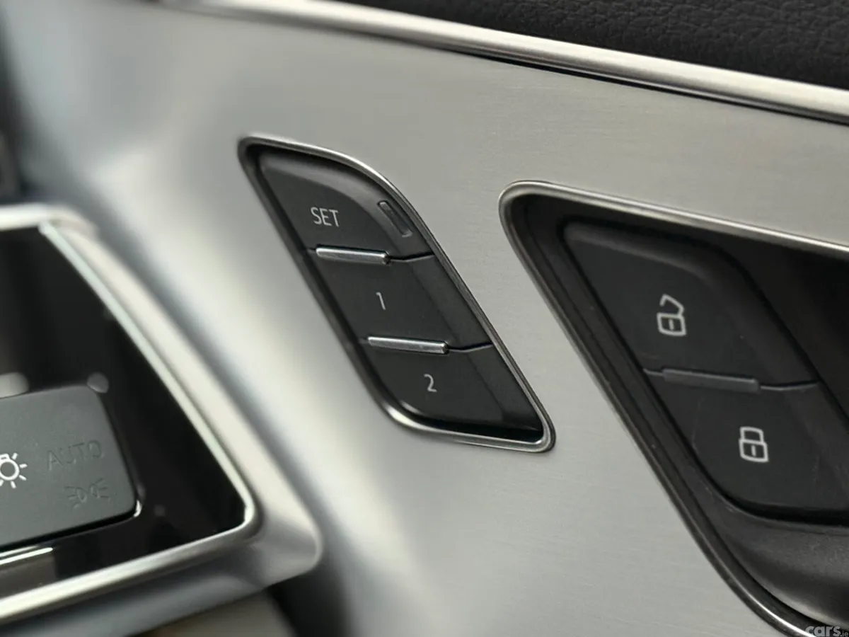 Audi Q7 SUV, Petrol Plug-in Hybrid, 2024, Blue