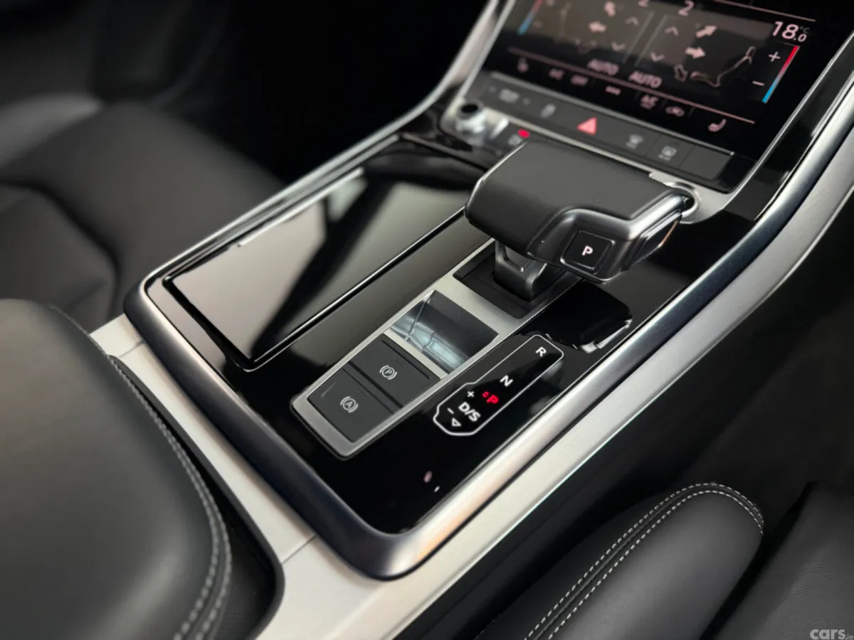 Audi Q7 SUV, Petrol Plug-in Hybrid, 2024, Blue