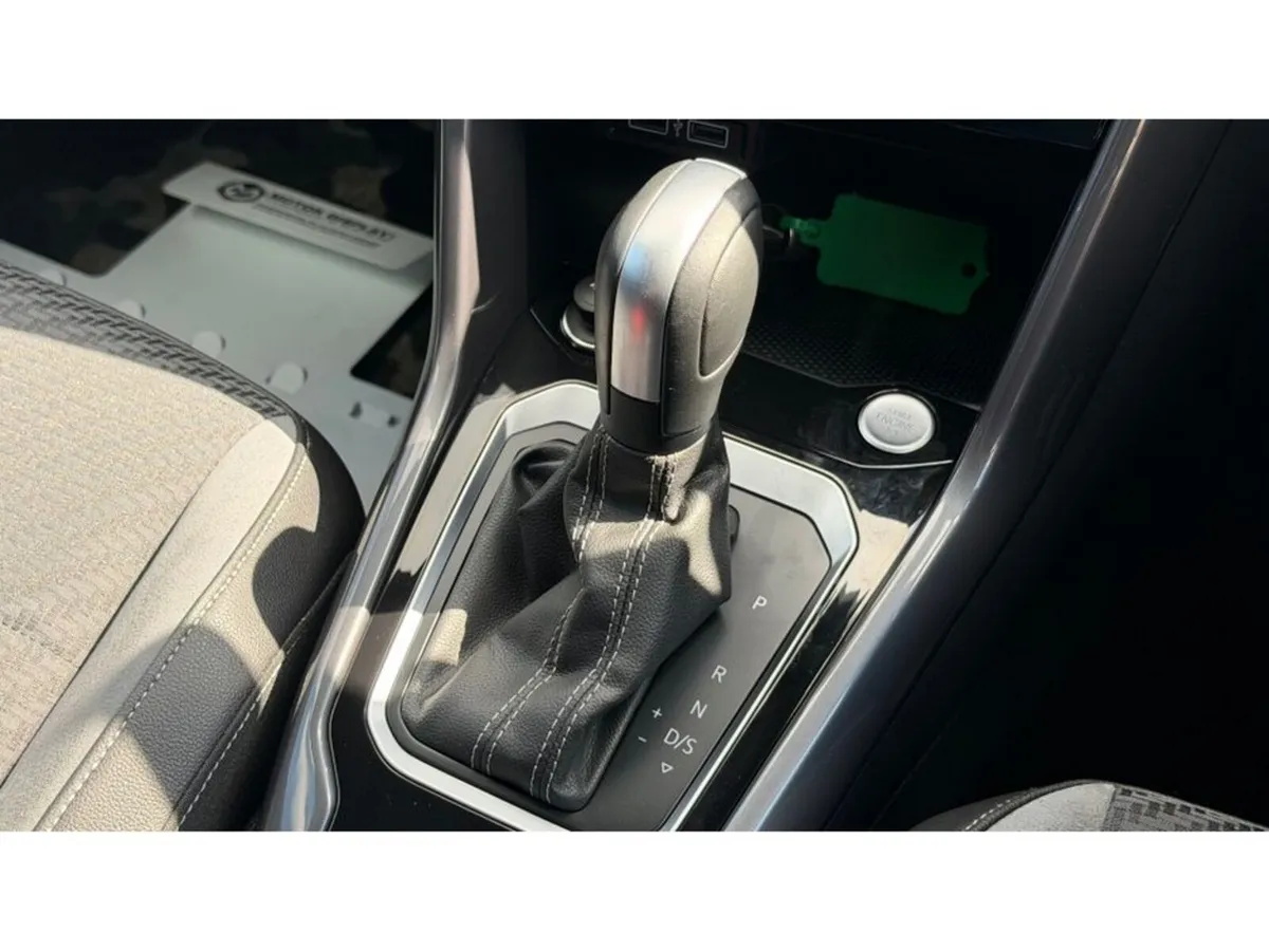 Volkswagen T-Roc SUV, Diesel, 2021, White