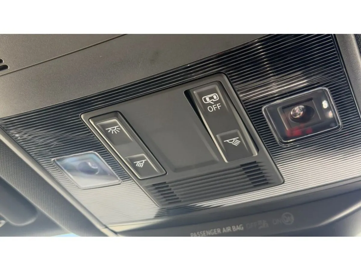 Volkswagen T-Roc SUV, Diesel, 2021, White