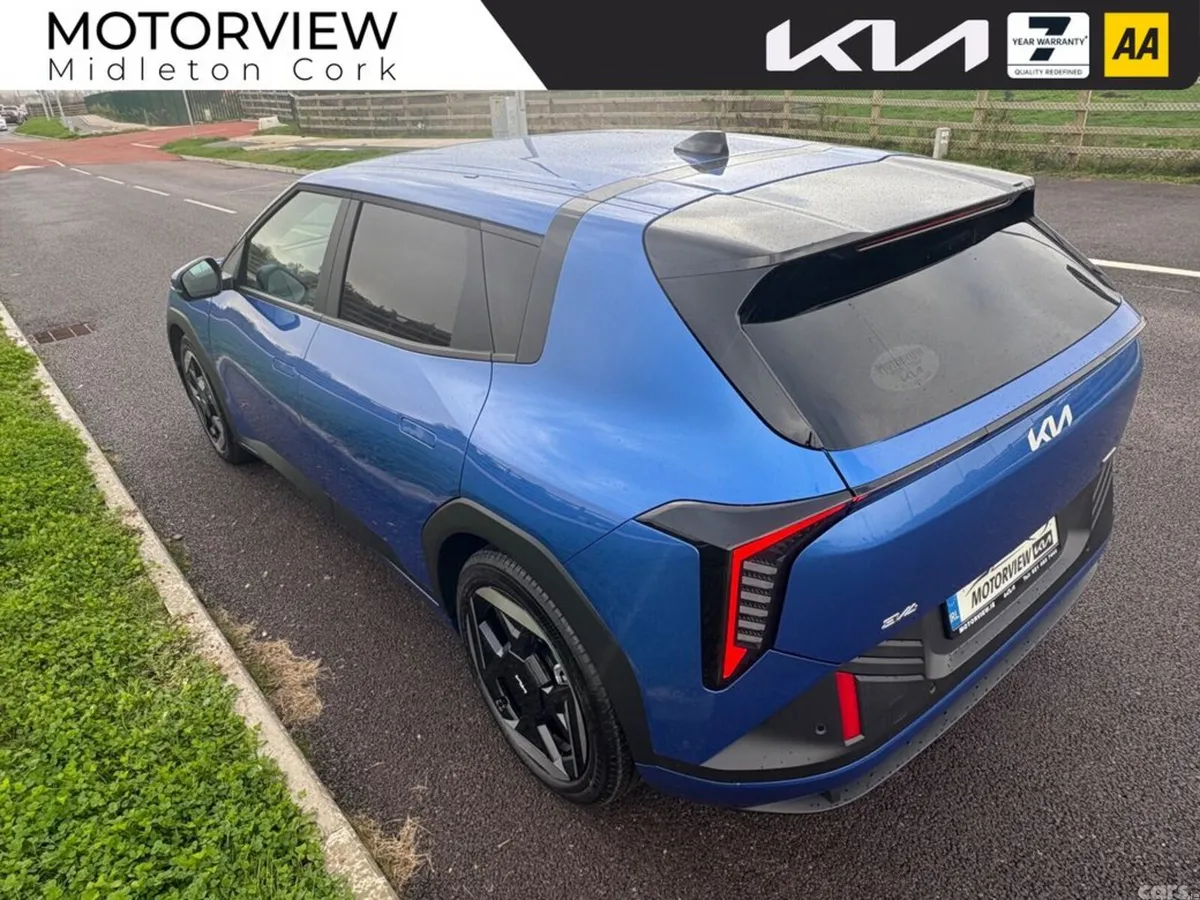 Kia EV4 Hatchback, Electric, 2027, Blue
