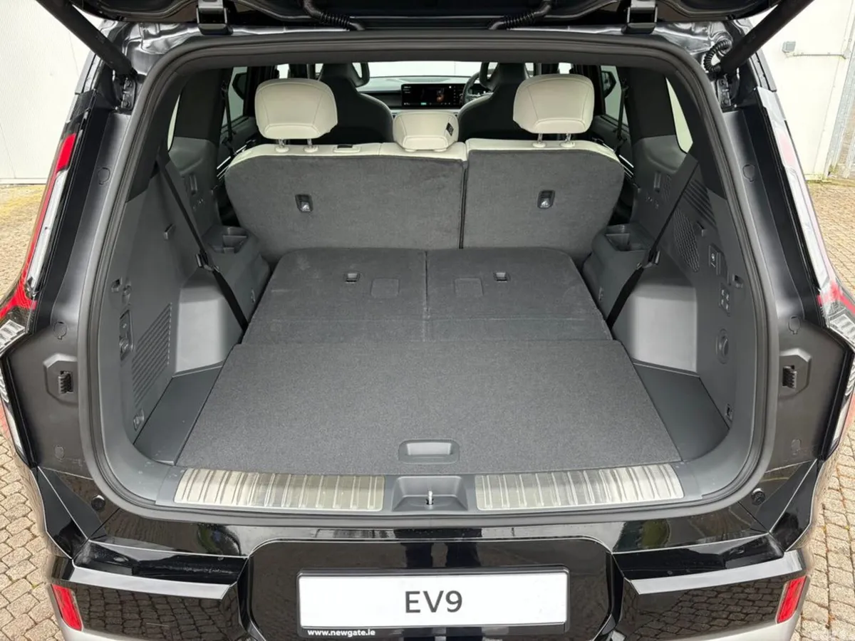 Kia EV9 SUV, Electric, 2027, Black