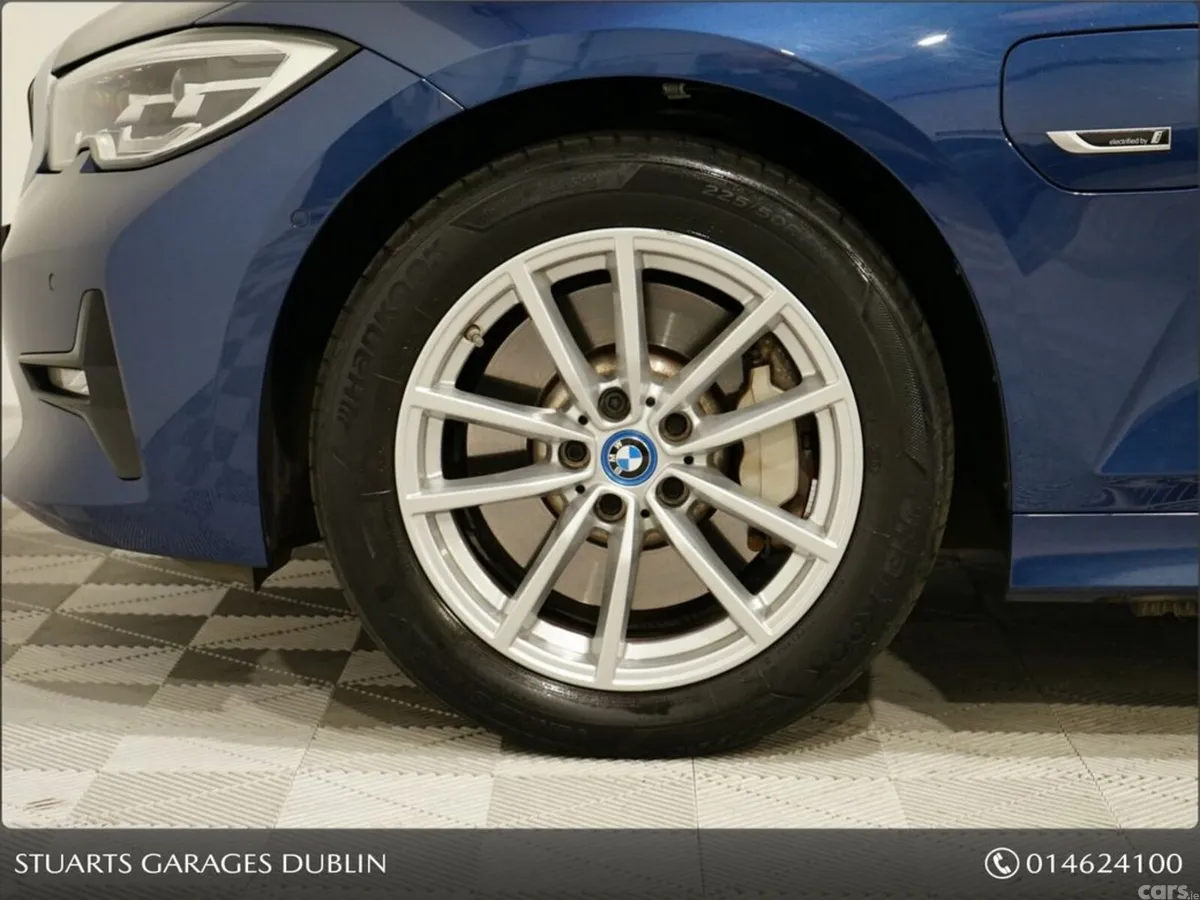 BMW 3-Series Saloon, Petrol Plug-in Hybrid, 2022, Blue