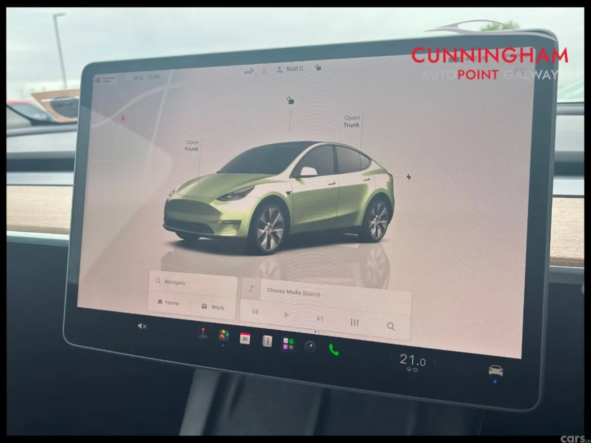 Tesla Model Y MPV, Electric, 2024, White