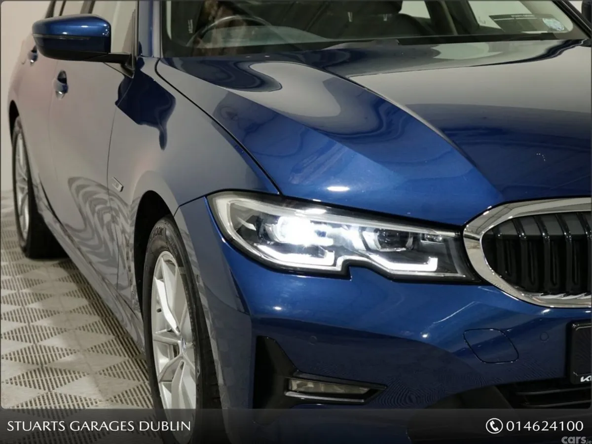 BMW 3-Series Saloon, Petrol Plug-in Hybrid, 2022, Blue